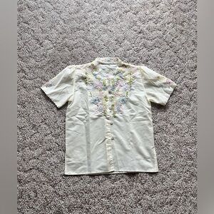 VTG 1960s Embroidered Linen Pastel Floral Design Blouse w/ Scallop Detail - M